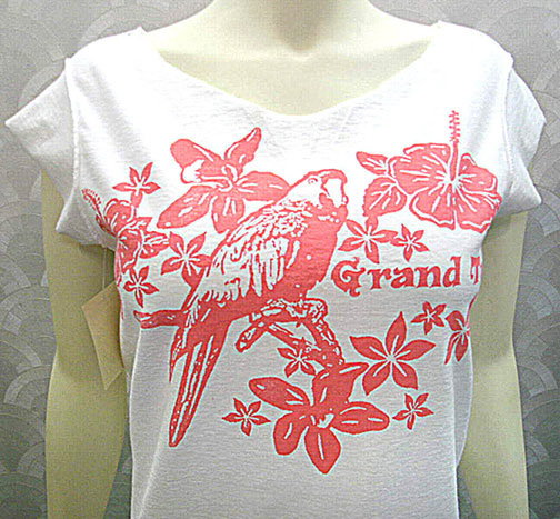 Parrot-tee